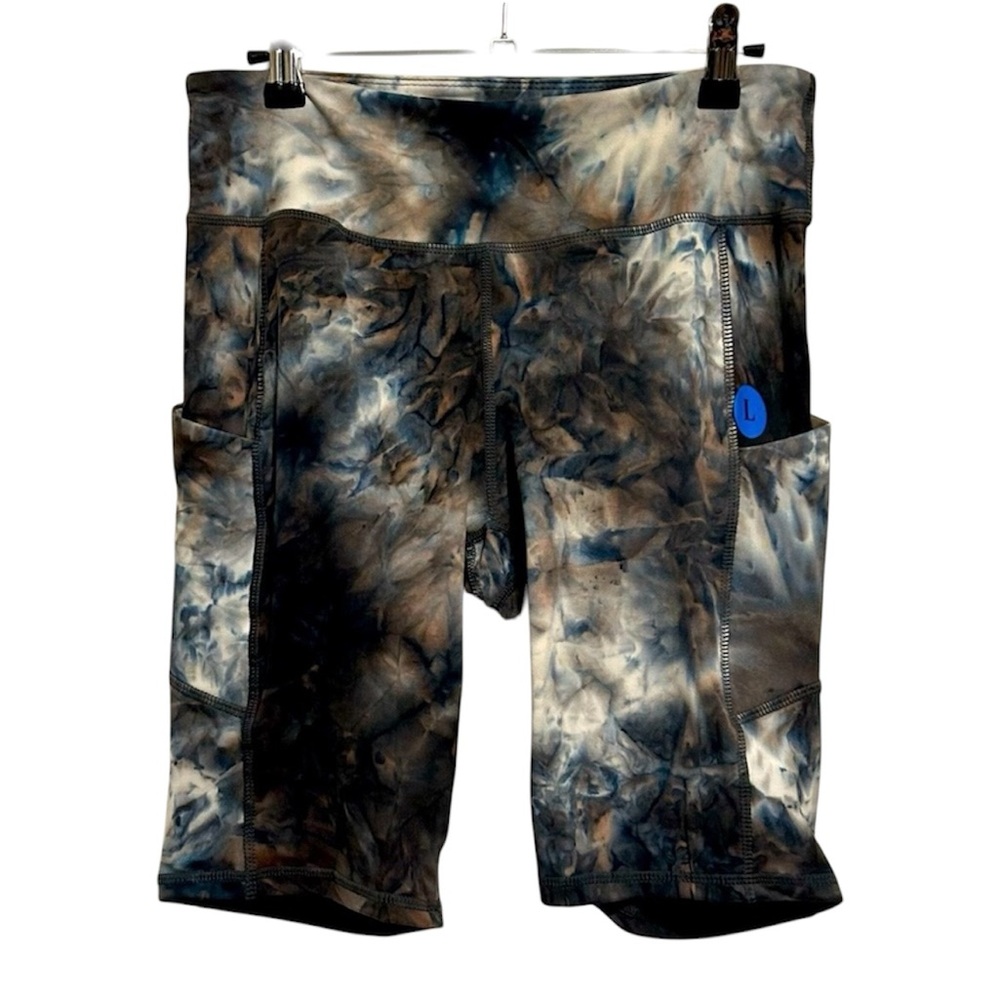 New Large Tie-Dye Biker/Workout Shorts With Side Pockets